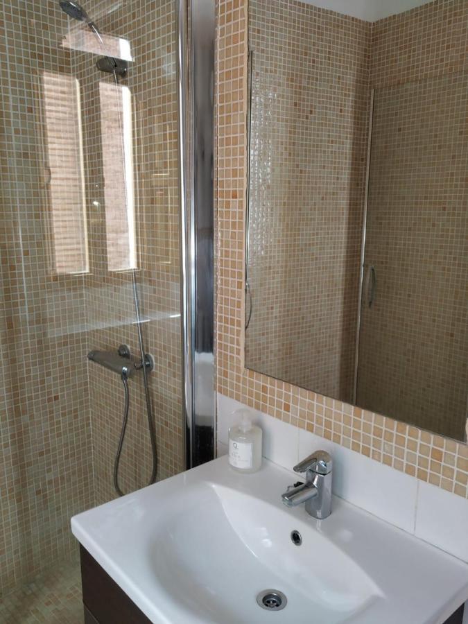 Bonito Apartamento Con Encanto En Casco Antiguo Ron 7 Valenciayole Lejlighed Eksteriør billede